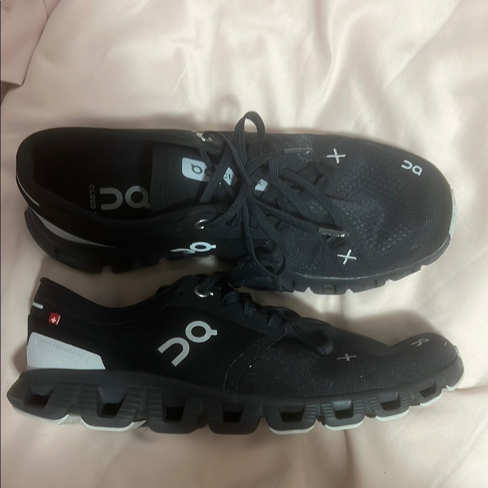 OnCloud Running Black Athletic Shoes